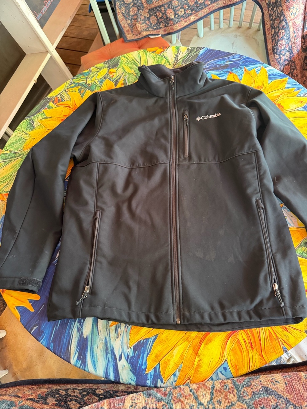 Columbia Men’s Black Full-Zip Softshell Jacket